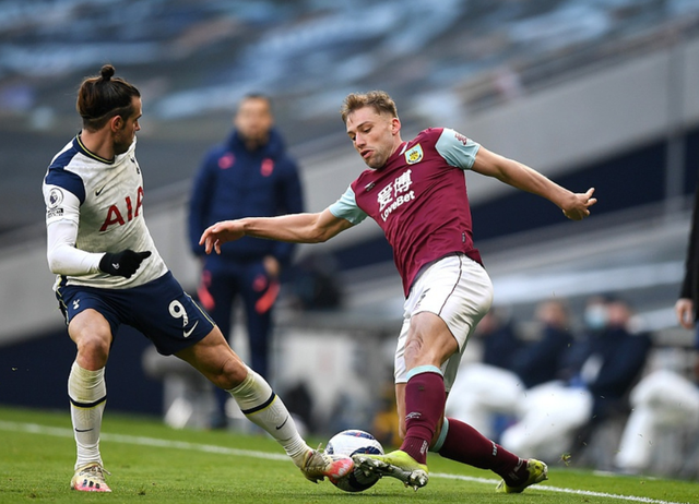 格外耀眼，百度地图APP搜“泰州”会出现“泰州总冠军”字样（在百度地图APP搜索“泰州”将出现“泰州总冠军”提示，格外醒目）