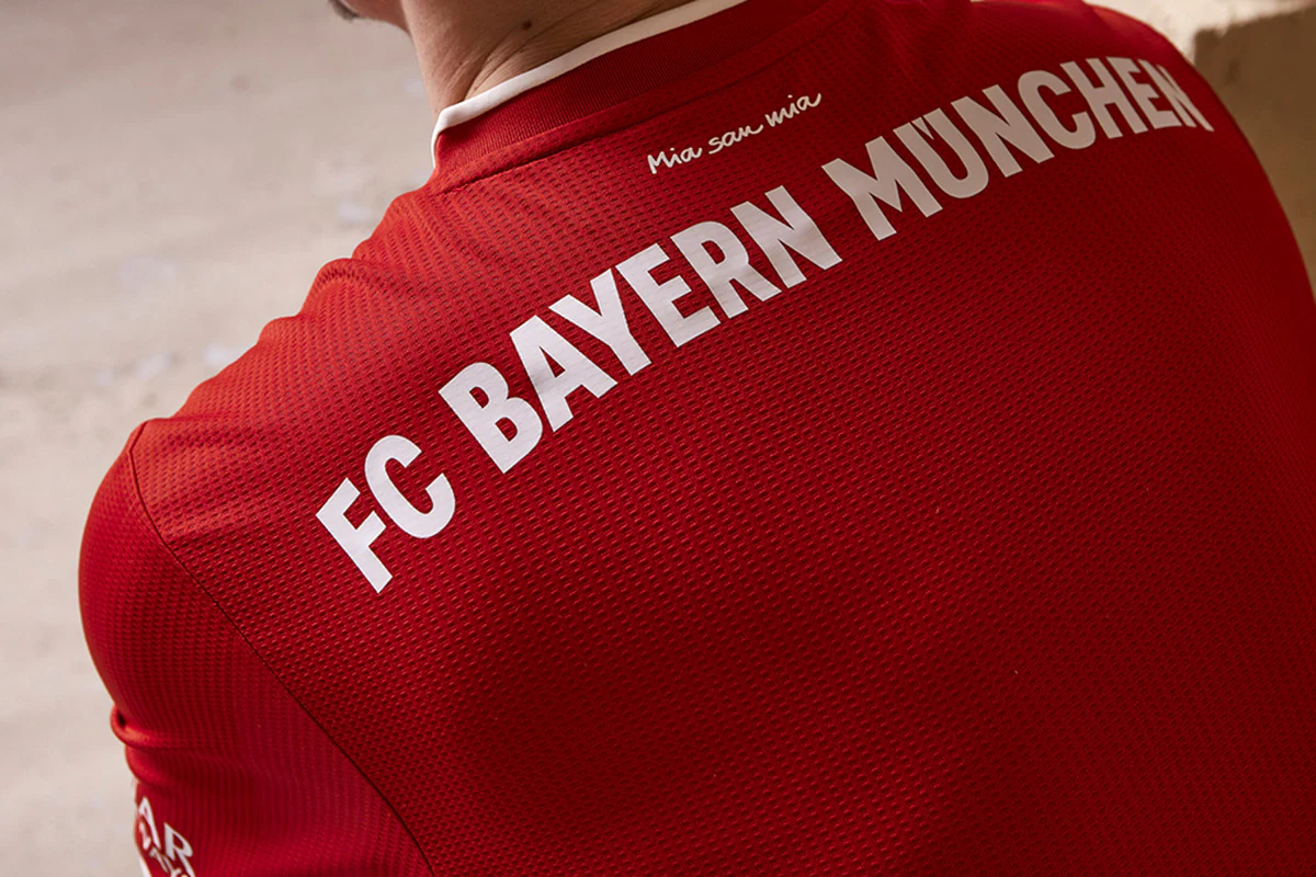 图片报：曼联、曼城&阿森纳在关注法兰克福后卫纳撒尼尔-布朗（《图片报》：曼联、曼城与阿森纳有意法兰克福后卫纳撒尼尔-布朗）