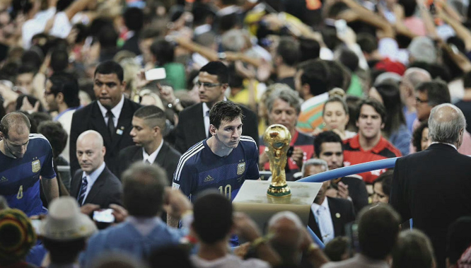 话中有话？张本智和黑脸：很多事自己不想说，下一站照样冲击冠军（言外有意？张本智和绷着脸：很多事不便多谈，下一站照样冲击冠军）