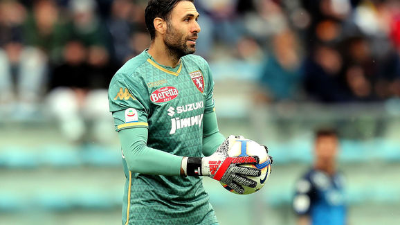 尝试新角色，德媒：罗伊斯将担任下周多特蒙德欧冠比赛评论员（德媒：罗伊斯下周将以评论员身份解说多特欧冠，尝试新身份）