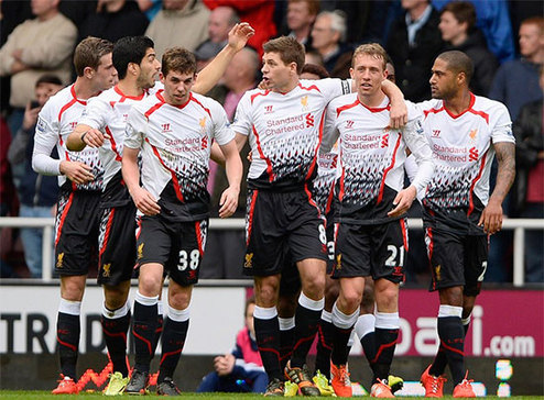 新民声援穆斯卡特：因几句赛后怨言就被全盘否定，这合理吗？（因几句赛后抱怨就否定穆斯卡特，公平吗？）