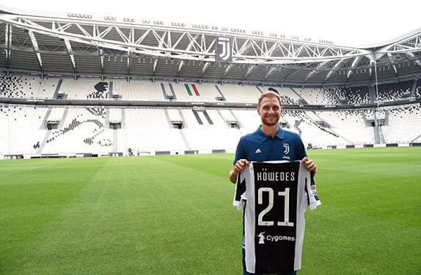 迪亚斯本赛季19场已送出6次助攻，超过上赛季整个赛季（迪亚斯本季19战送出6助攻，已超上季总数）