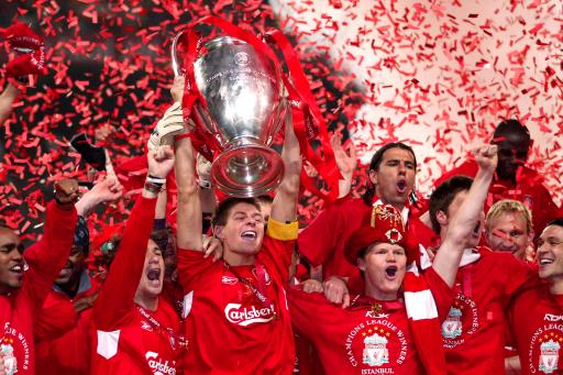 孔帕尼因为人手输球，阿尔特塔则因为人手变得眉清目秀（孔帕尼败于人手短缺，阿尔特塔靠人手齐整踢得更好看）